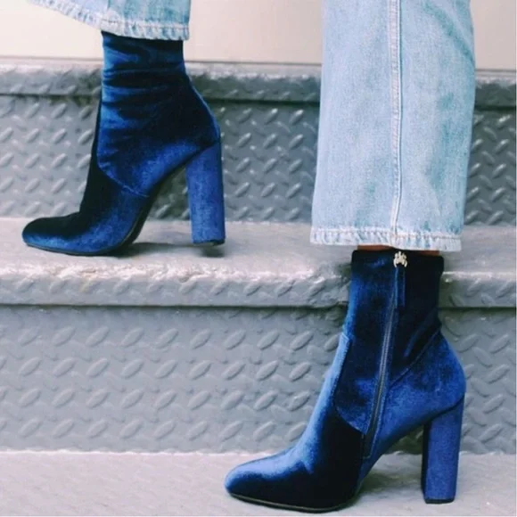 Steve Madden Edit Navy Velvet High Heel Mid-Calf Boots - Picture 2 of 9